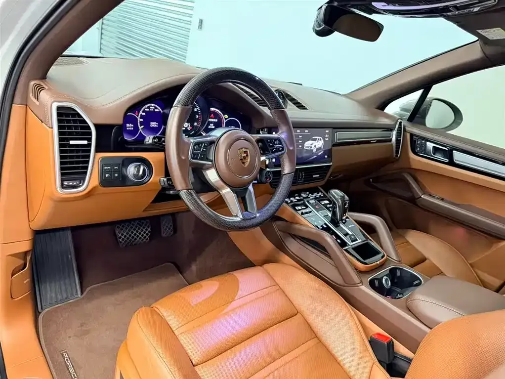 Porsche Cayenne Hybrid — фото 6