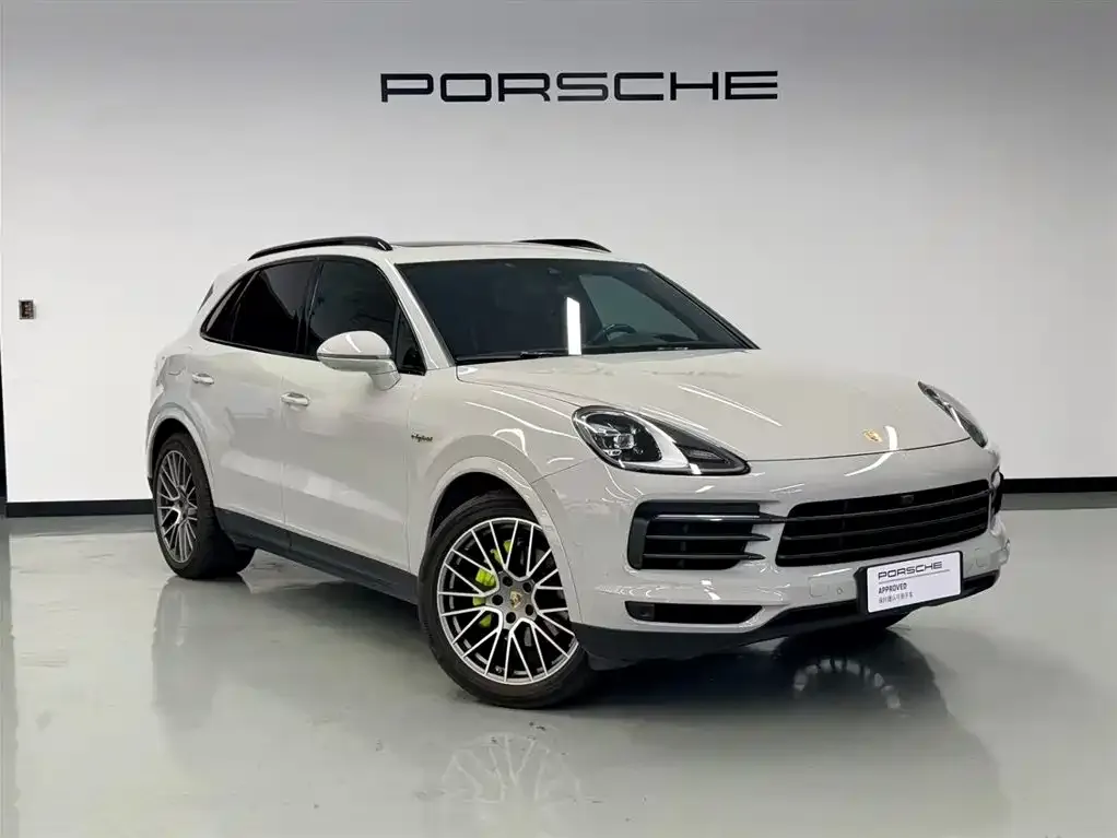 Porsche Cayenne Hybrid — фото 7