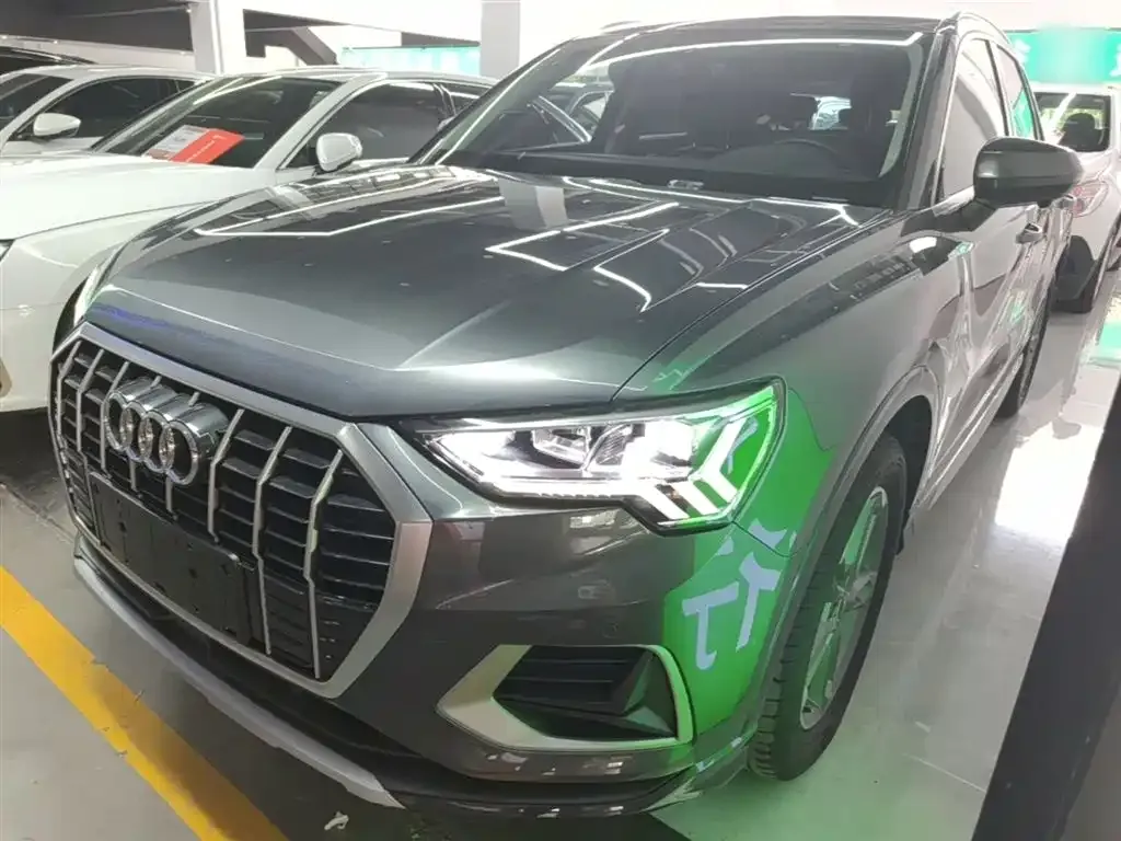 Audi Q3 — фото 10