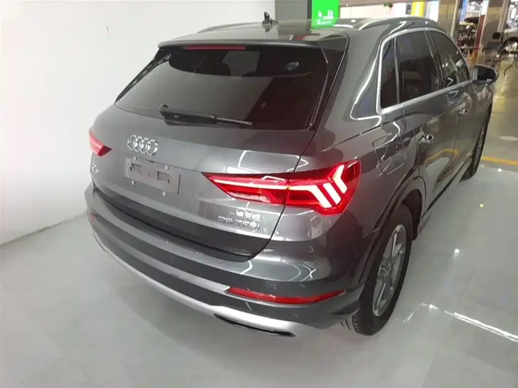 Audi Q3 — фото 5