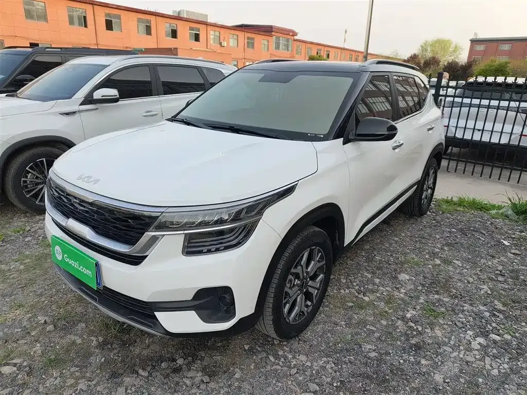 Kia KX3 2022 из CN, фото 2