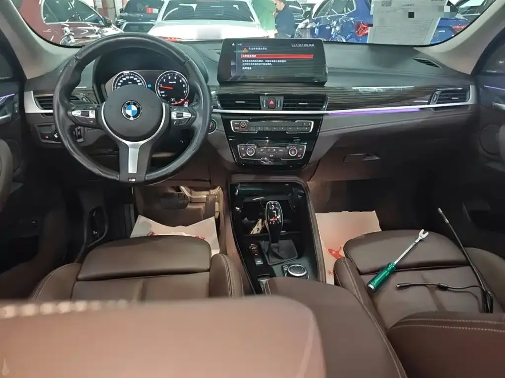 BMW X1 — фото 10