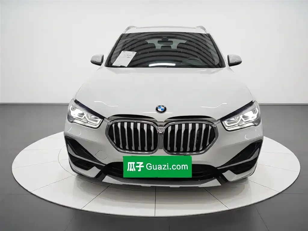 BMW X1 — фото 4