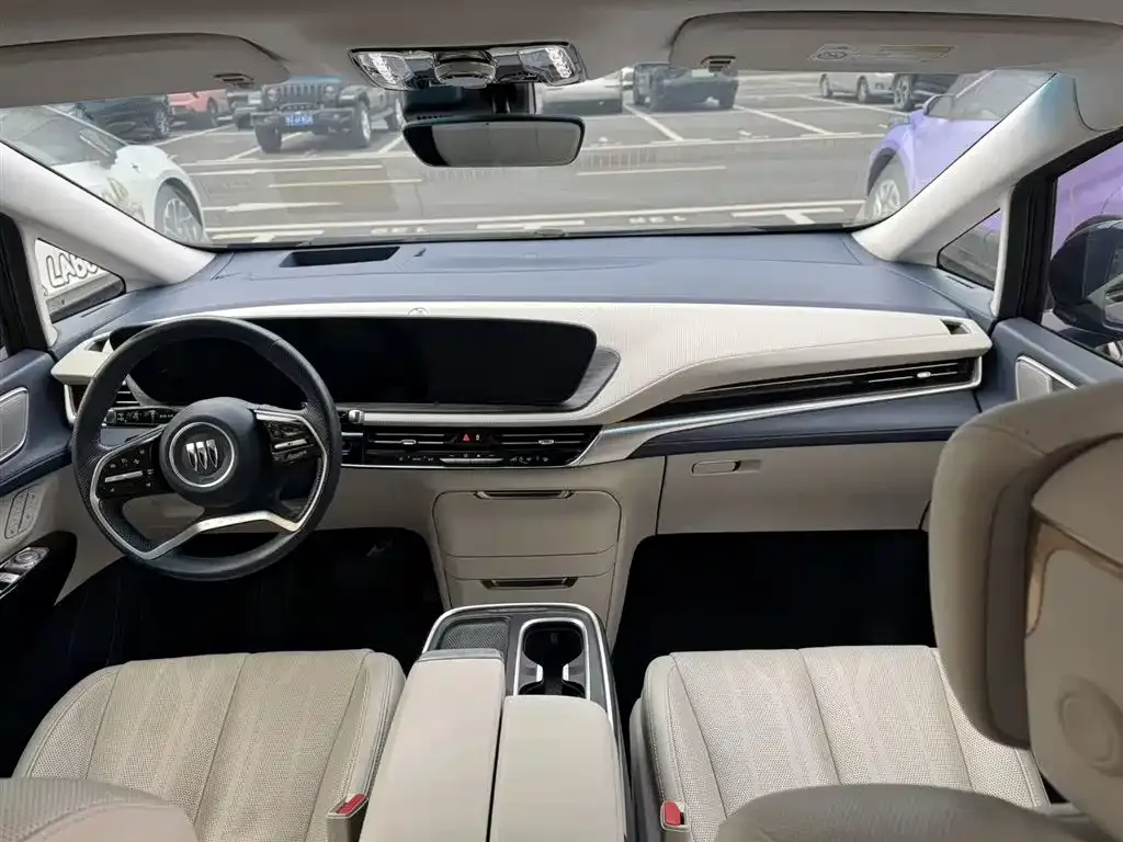 Buick Century 2023 из CN, фото 7