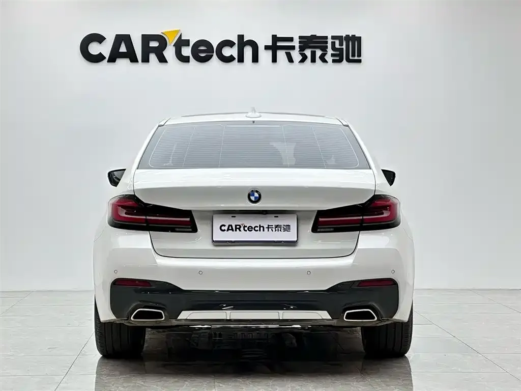 BMW 5 Series — фото 4
