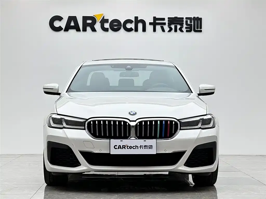 BMW 5 Series — фото 10