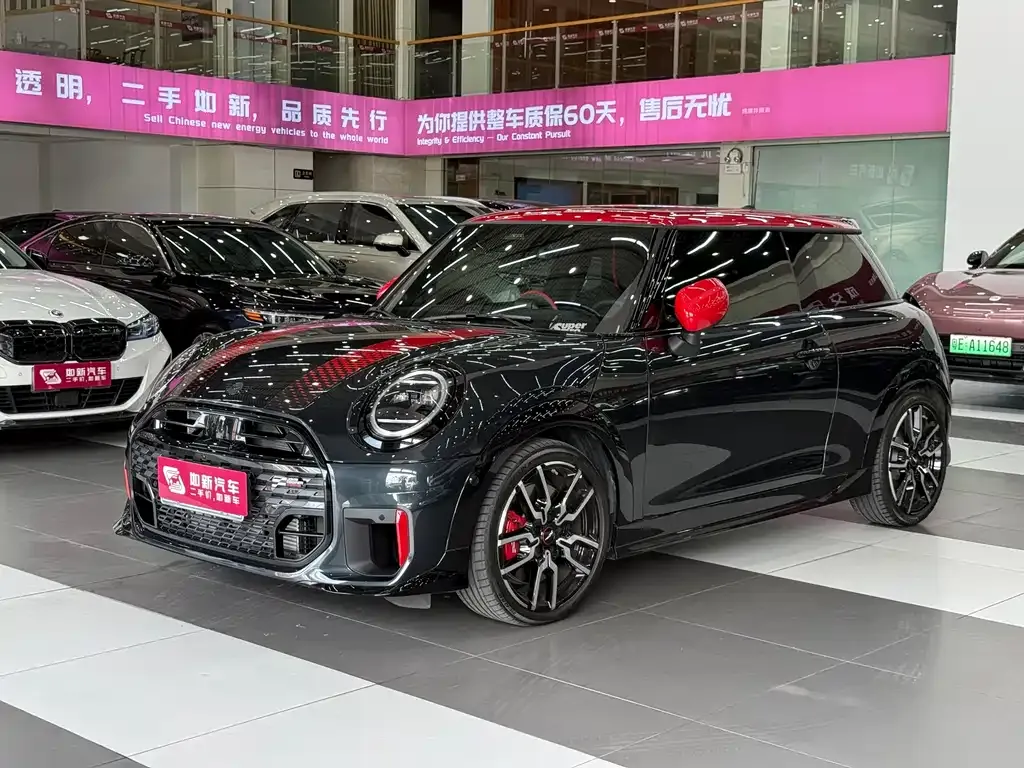 MINI JCW (John Cooper Works) — фото 1
