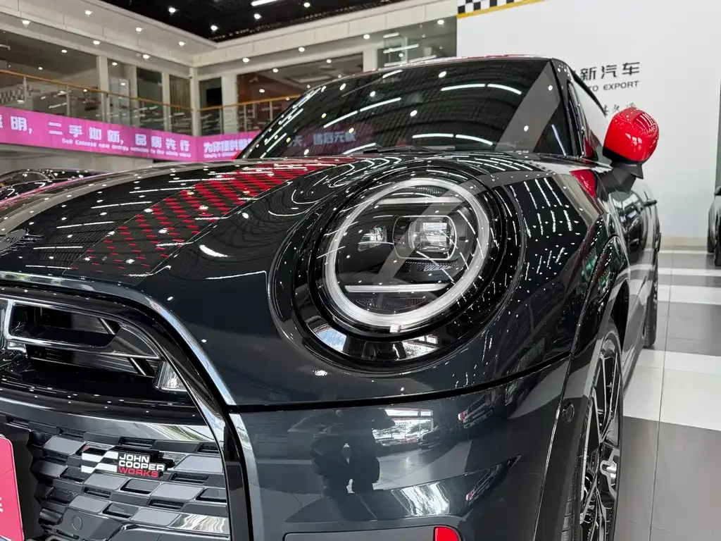 MINI JCW (John Cooper Works) — фото 3