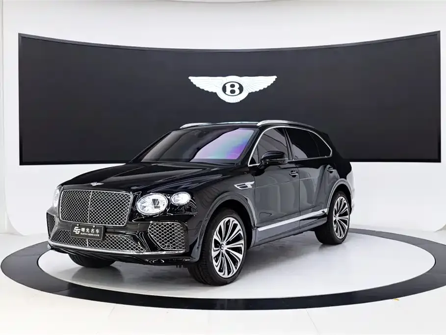 Bentley Bentayga — фото 1
