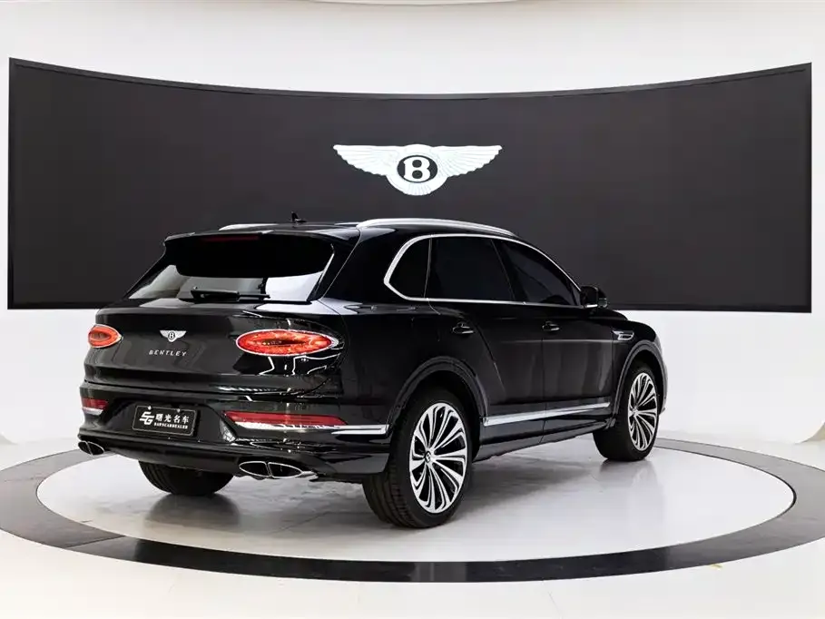 Bentley Bentayga — фото 7