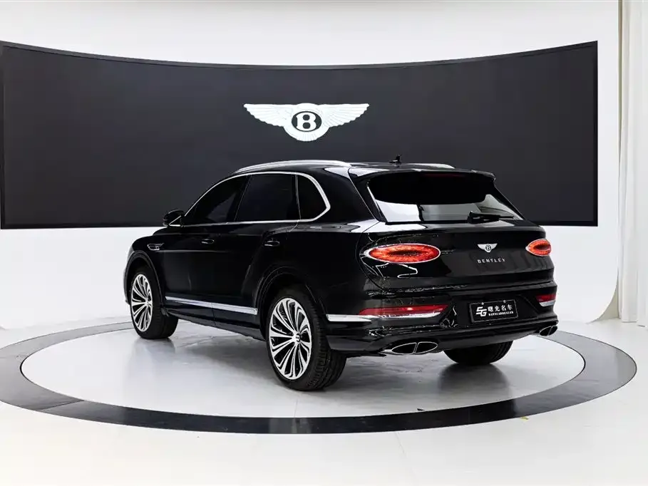 Bentley Bentayga — фото 3