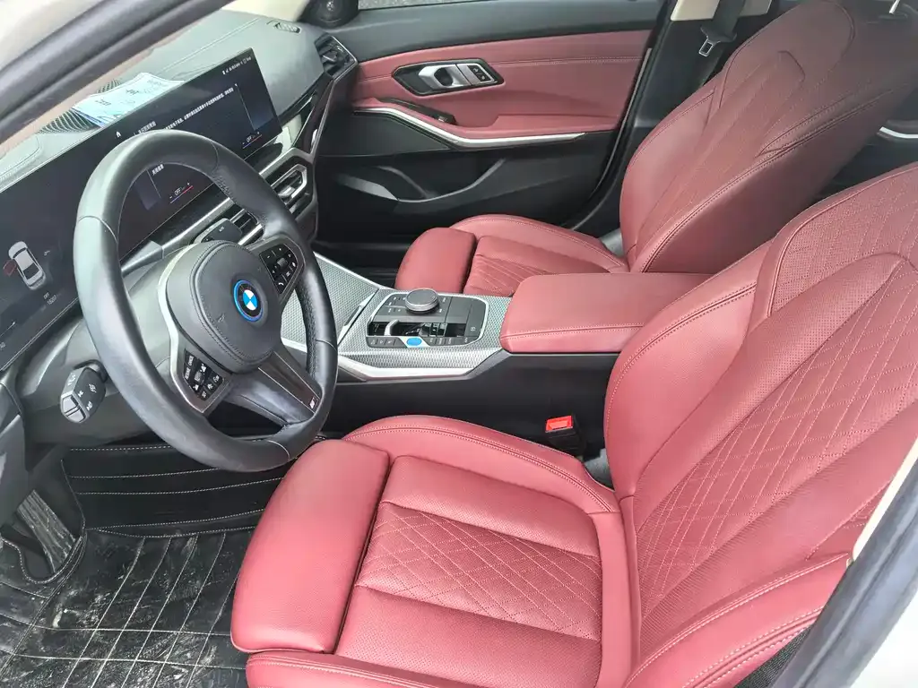 BMW i3 — фото 7