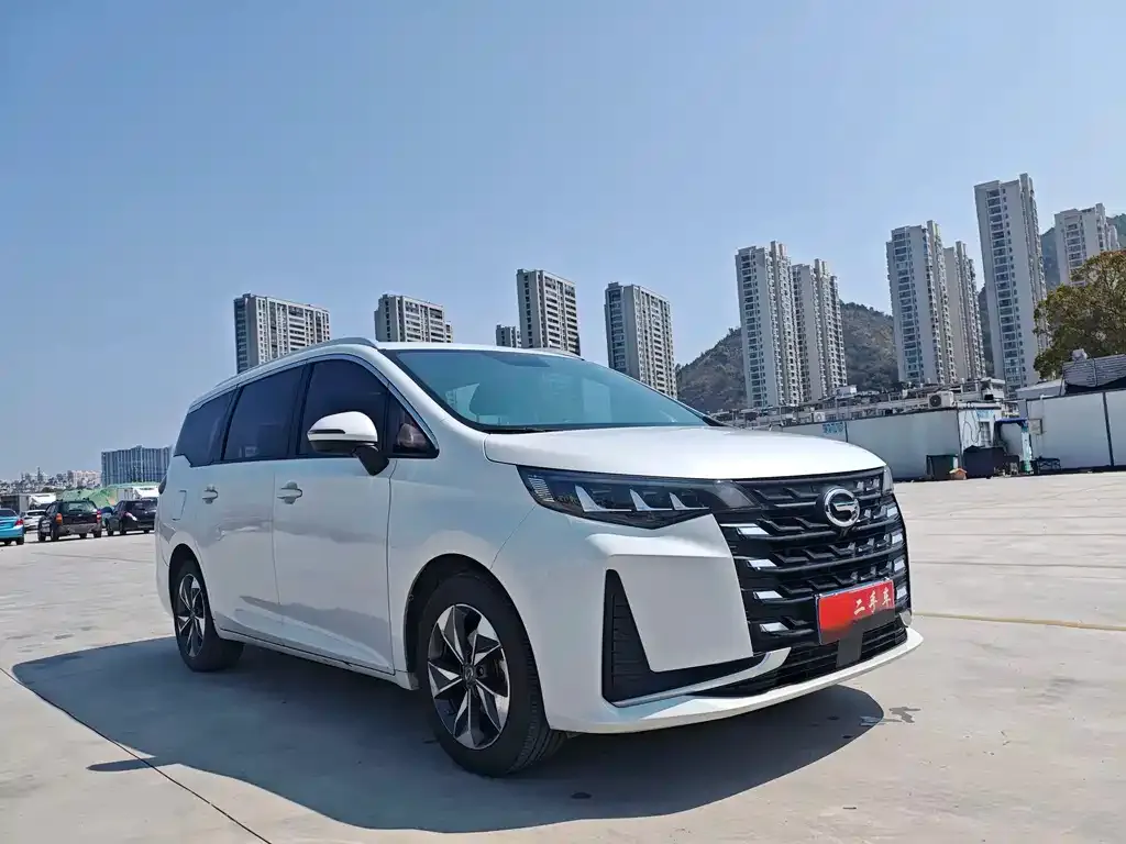 GAC Motor Trumpchi M6 — фото 4