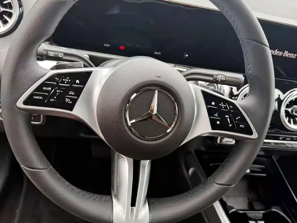 Mercedes-Benz EQB 2026 из CN, фото 9