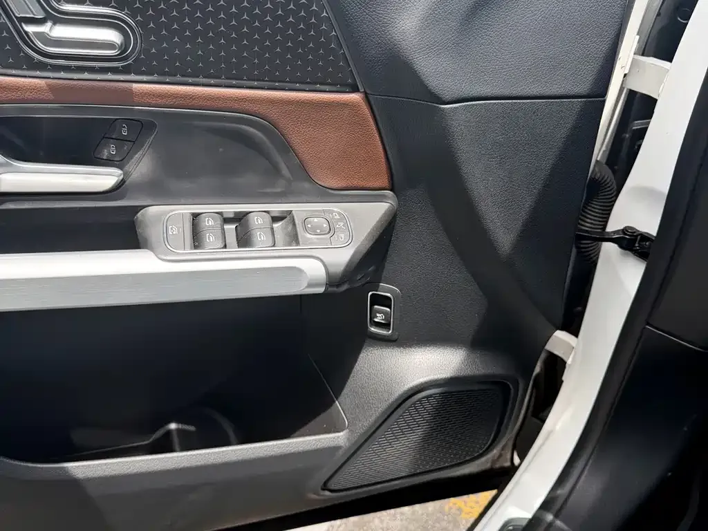 Mercedes-Benz EQB 2026 из CN, фото 2
