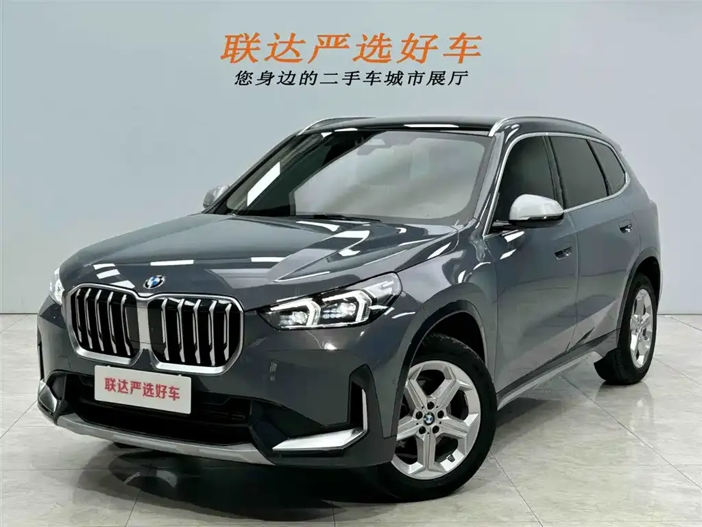 BMW X1 — фото 1
