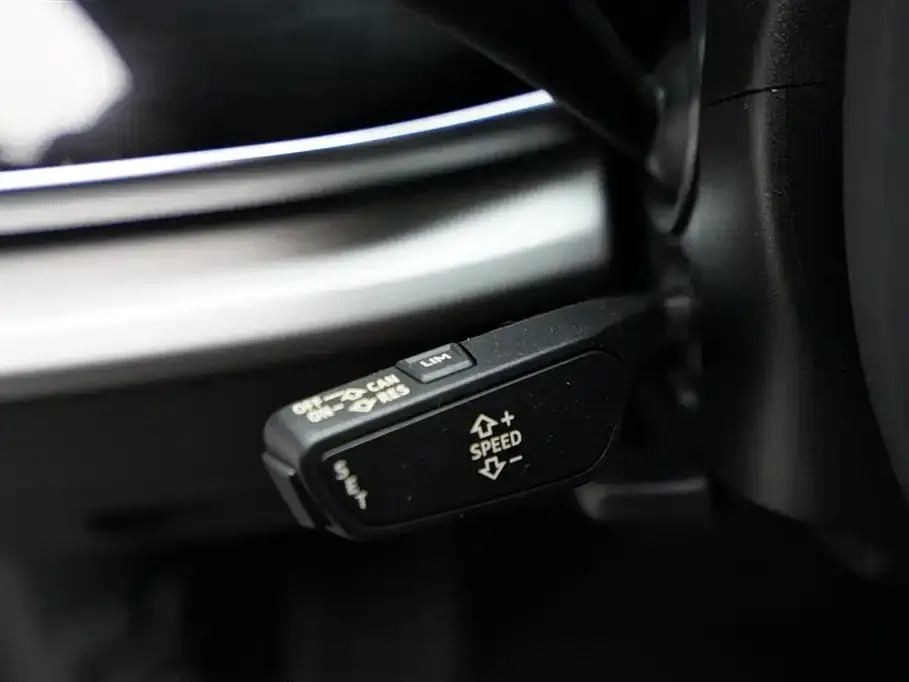 Audi Q8 2022 из CN, фото 6