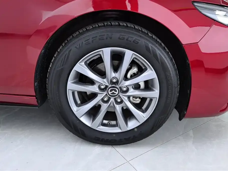 Mazda 3 Axela — фото 10