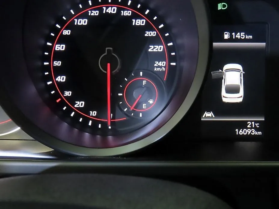 Hyundai AVANTE 2021 из KR, фото 2