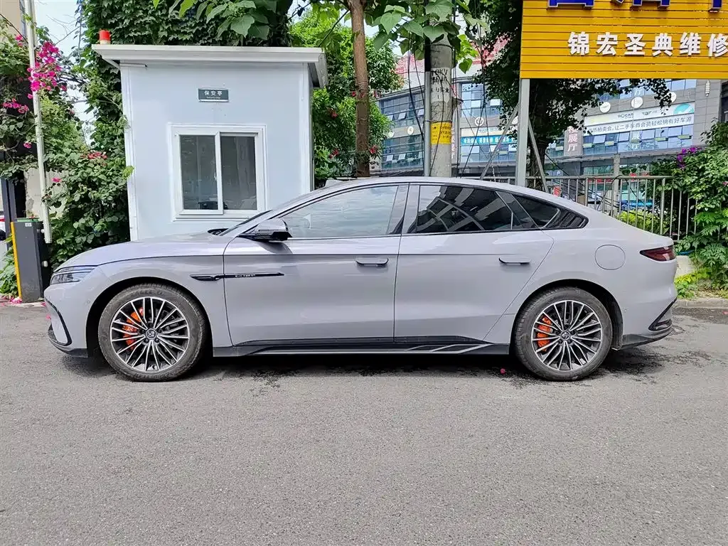 BYD Han 2025 из CN, фото 6