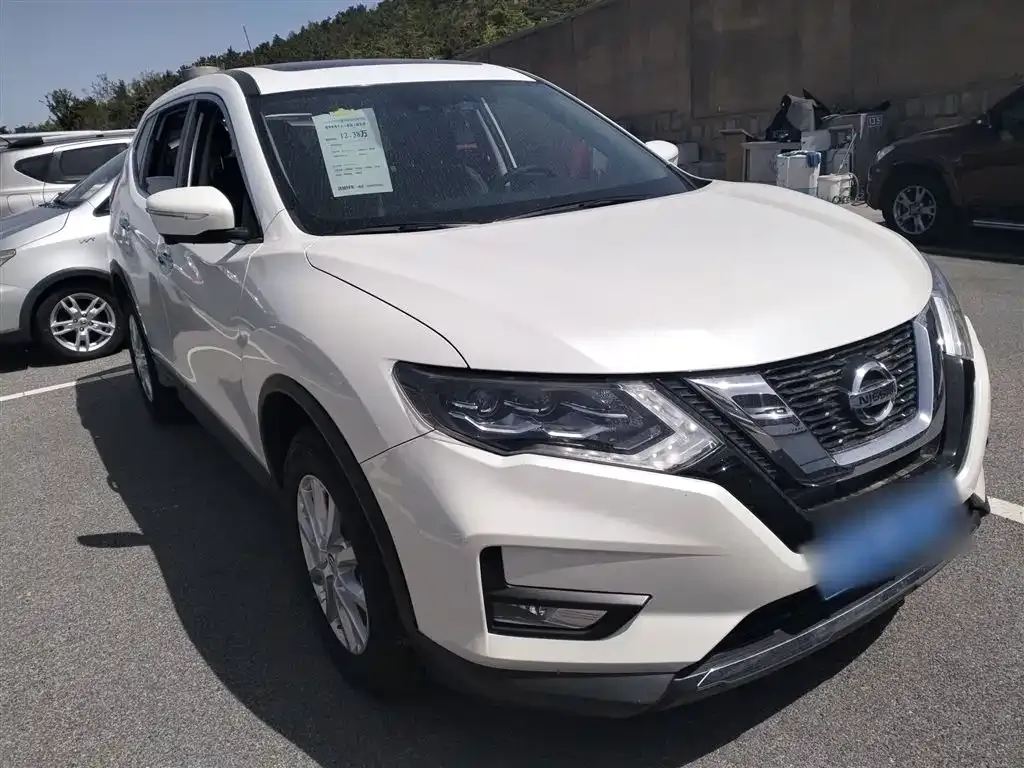 Nissan X-Trail — фото 4