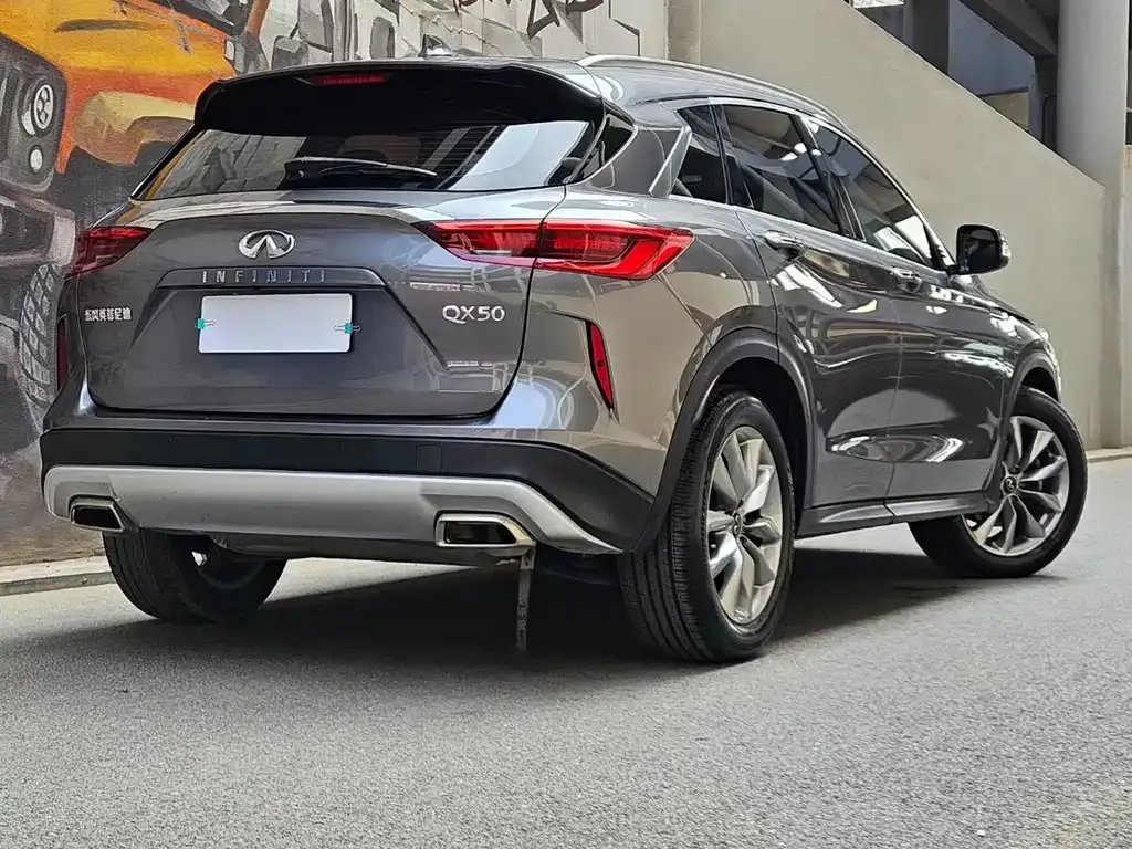 Infiniti QX50 2021 из CN, фото 4