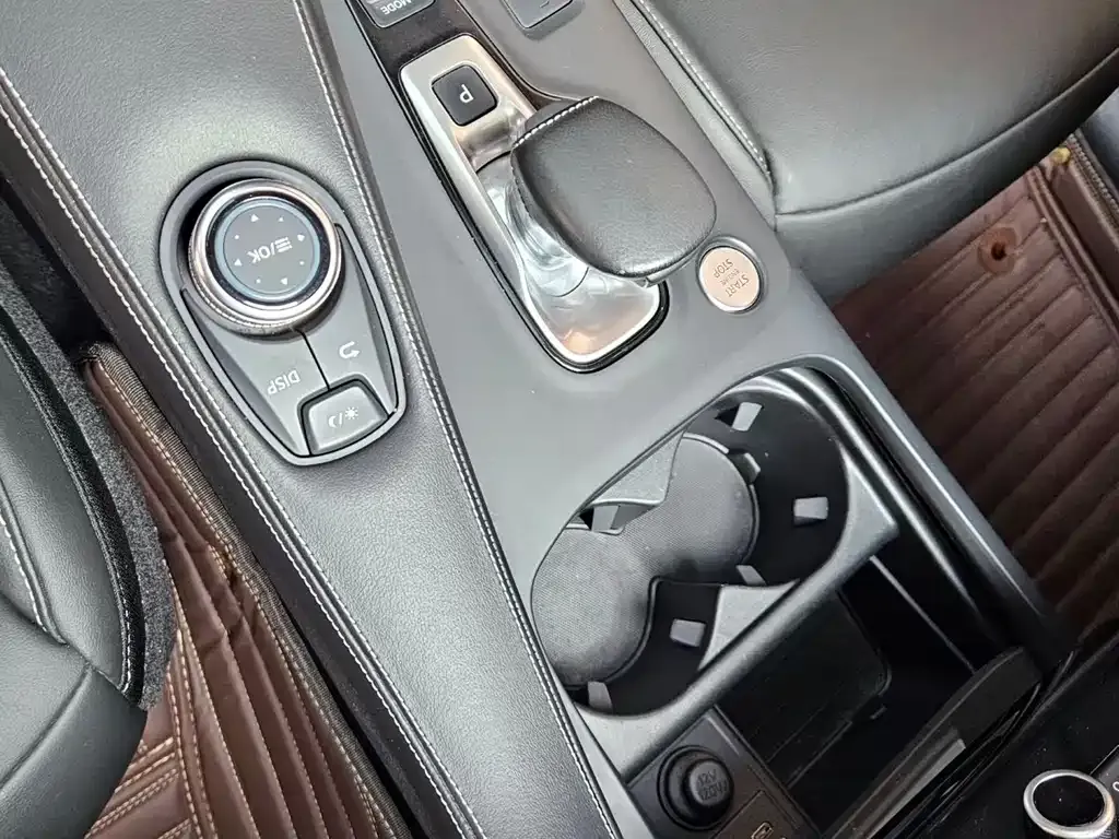 Infiniti QX50 2021 из CN, фото 3