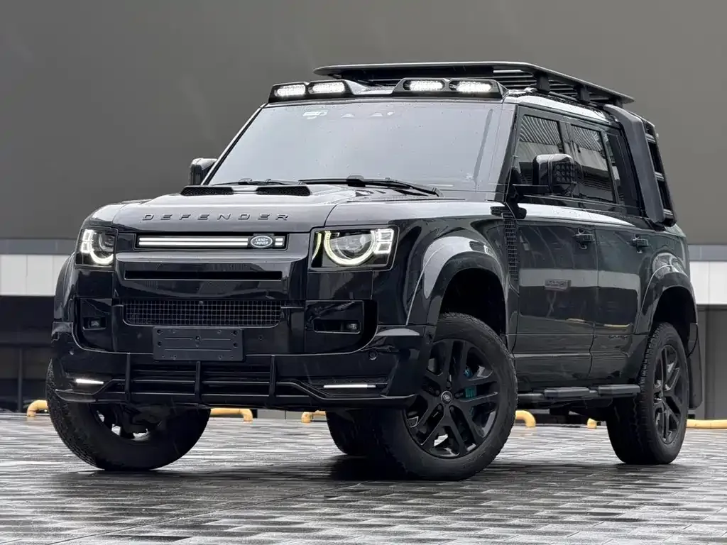 Land Rover Defender — фото 1