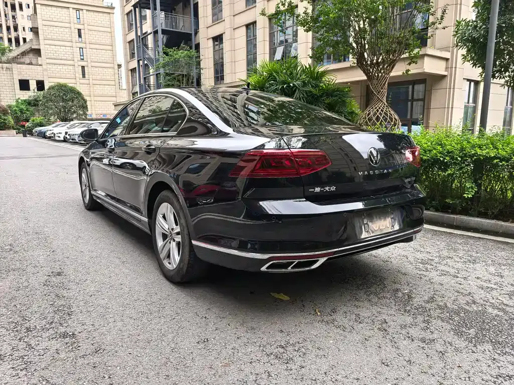 Volkswagen Magotan 2024 из CN, фото 6