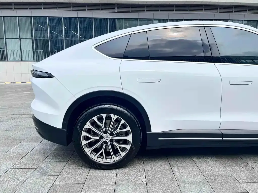 NIO EC6 — фото 6