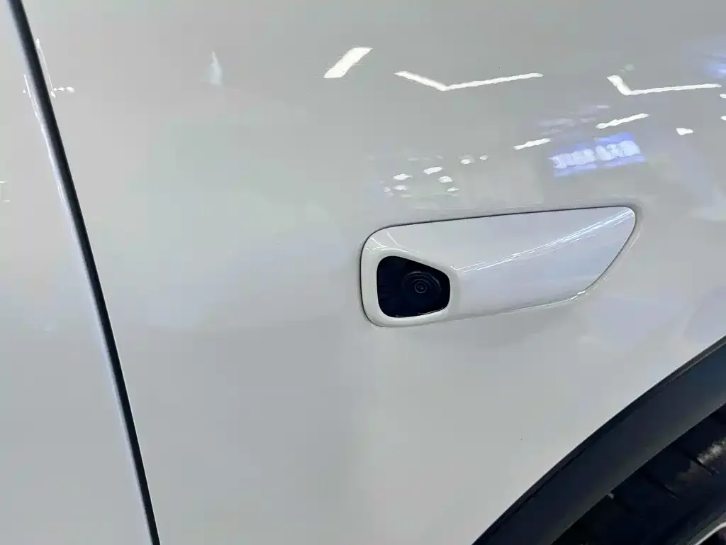 NIO EC6 — фото 3