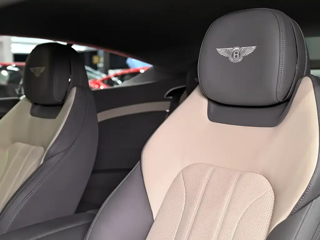 Bentley Continental PHEV 2026 из CN, фото 4