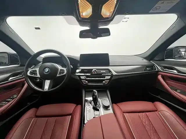 BMW 5 Series New Energy — фото 3