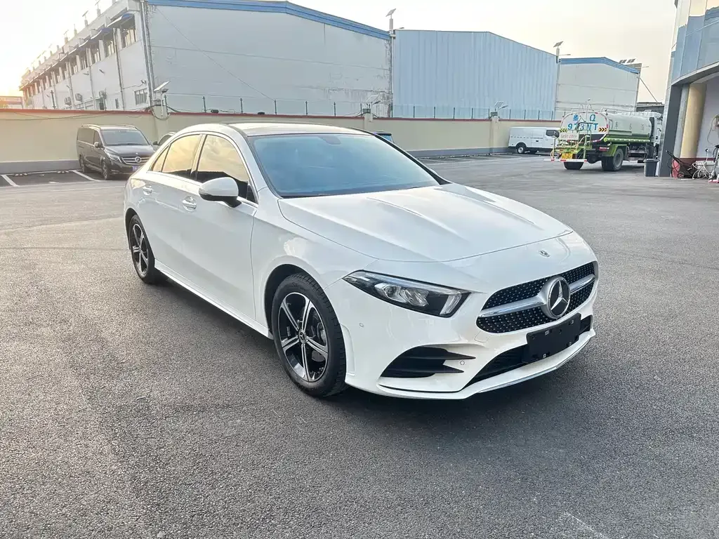 Mercedes-Benz A-Class — фото 4