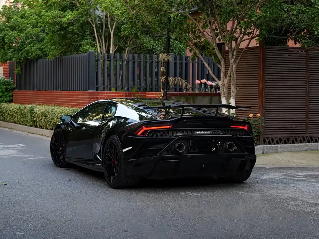 Lamborghini Huracan — фото 8
