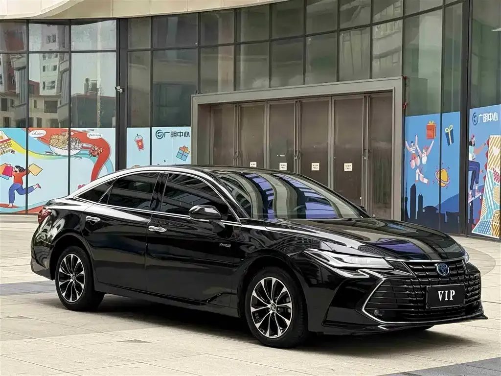 Toyota Avalon — фото 2