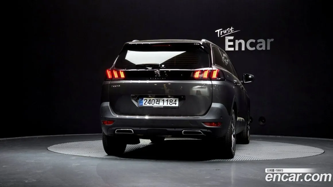 Peugeot 5008 2024 из KR, фото 3