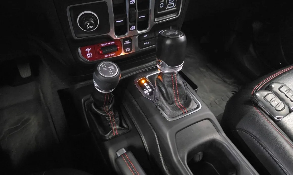 Jeep Wrangler 2021 из KR, фото 3