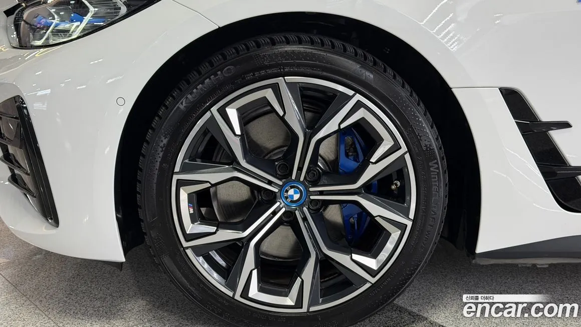 BMW i4 2024 из KR, фото 10