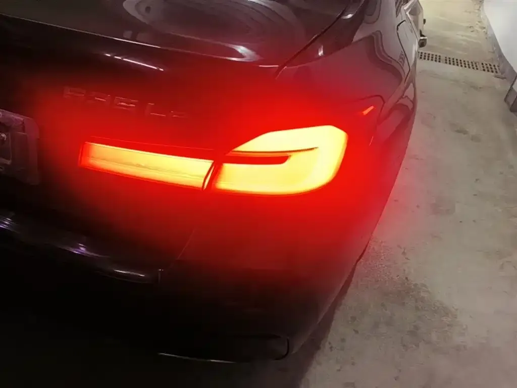BMW 5 Series New Energy 2021 из CN, фото 2