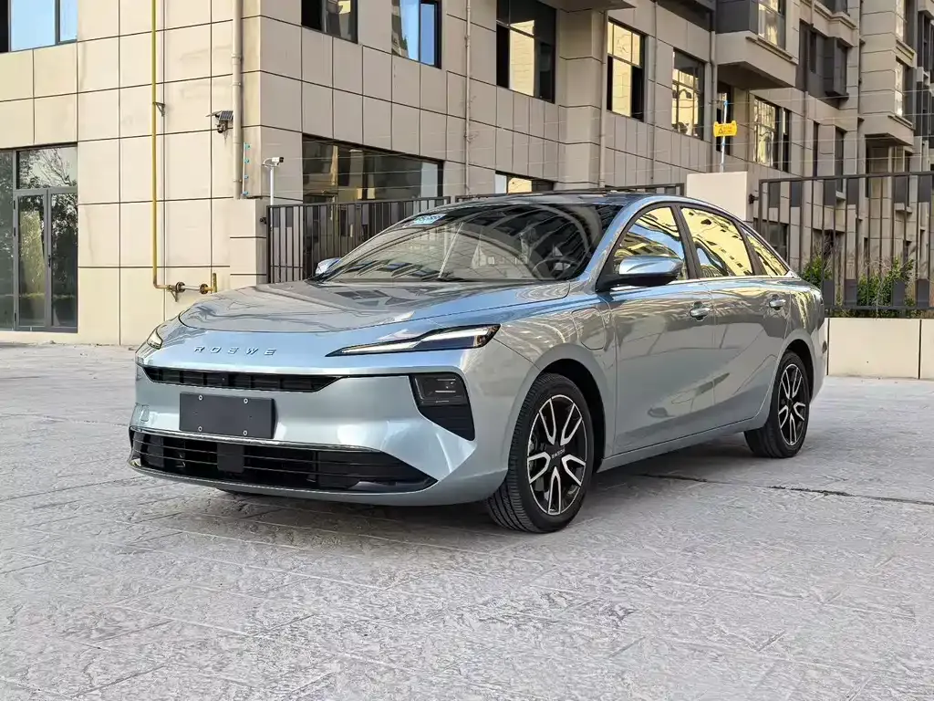 Roewe D6