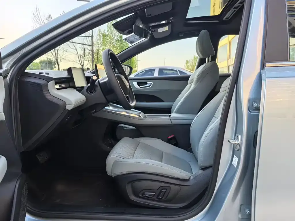 Roewe D6 2025 из CN, фото 3