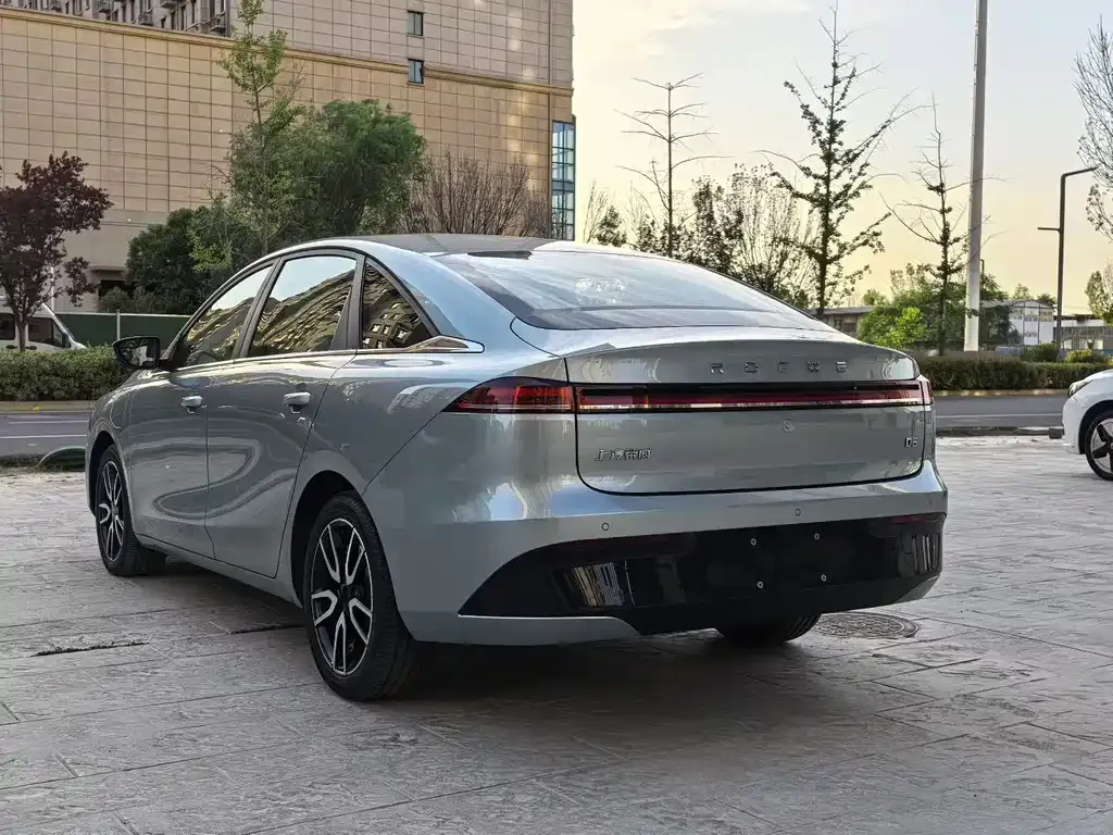 Roewe D6 2025 из CN, фото 4