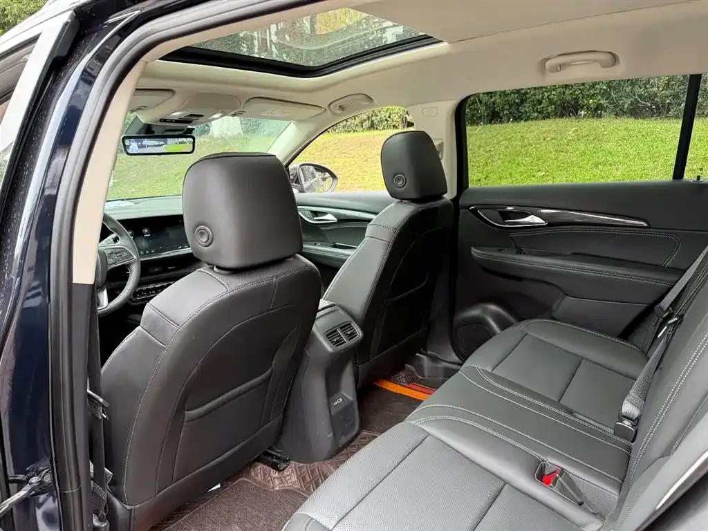 Buick Envision Plus — фото 10