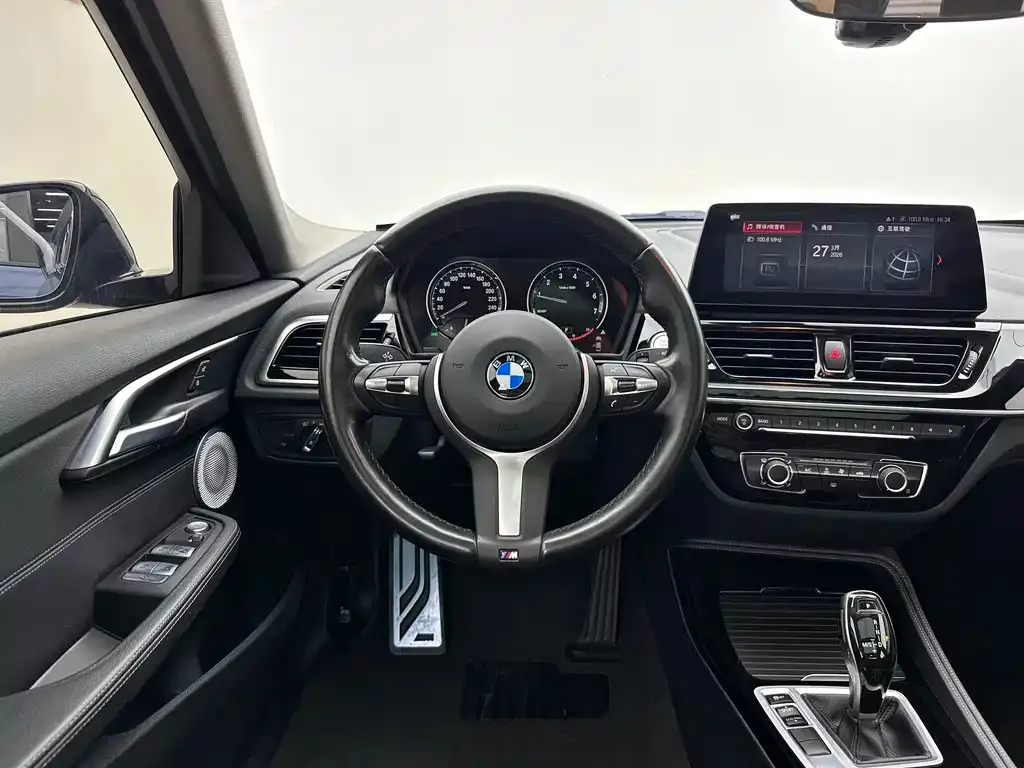 BMW 1 Series 2021 из CN, фото 10