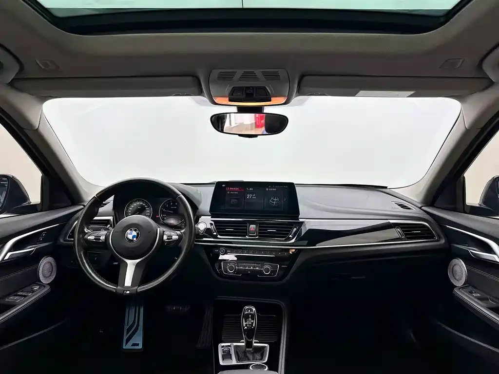 BMW 1 Series 2021 из CN, фото 4
