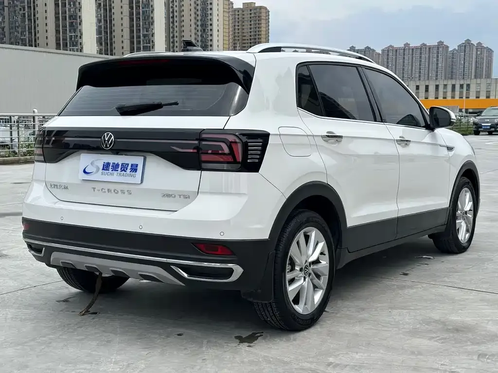 Volkswagen T-Cross — фото 10