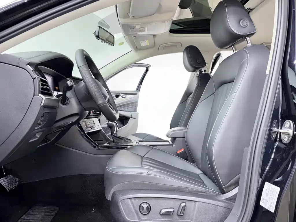 Volkswagen Passat — фото 5
