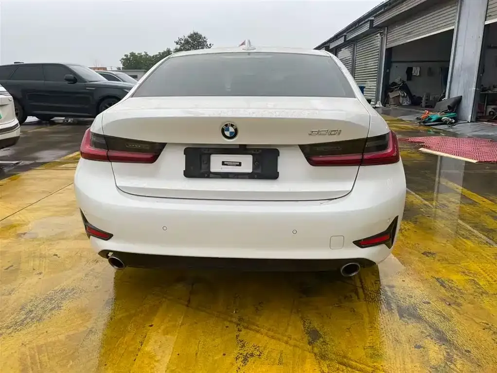 BMW 3 Series 2022 из CN, фото 4