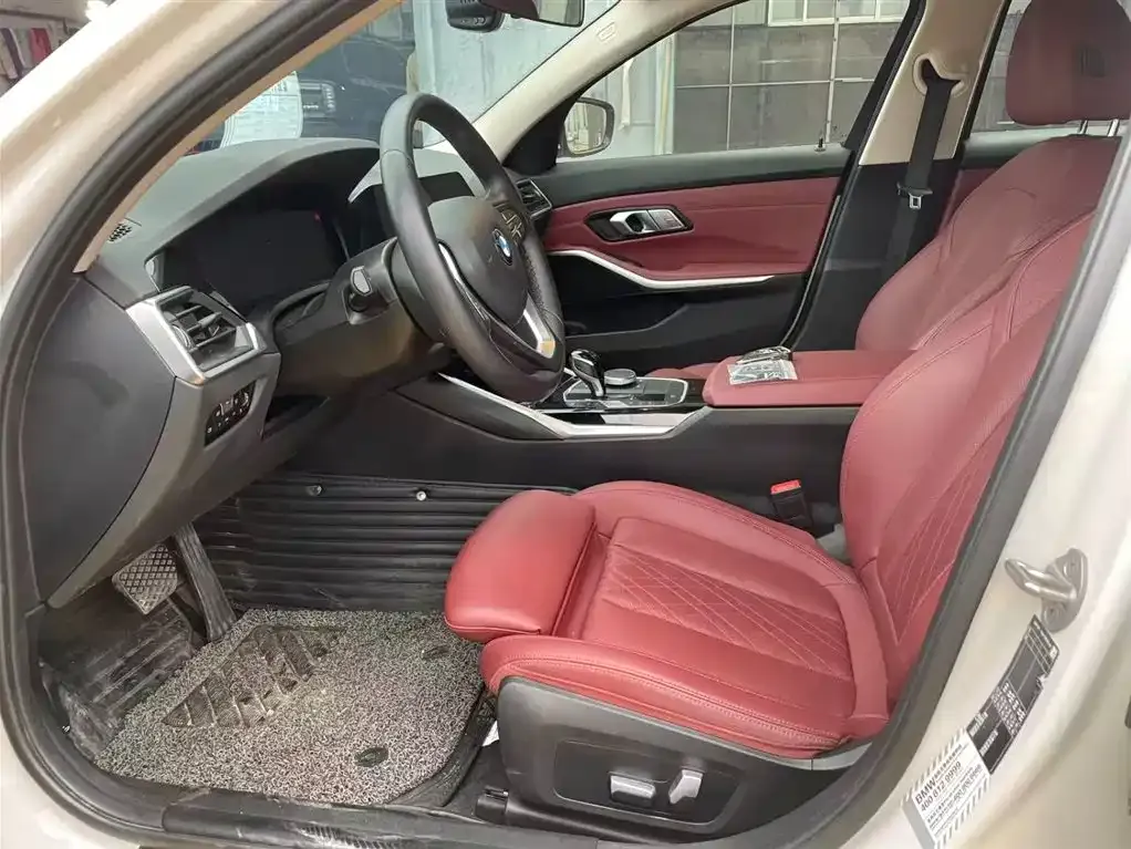 BMW 3 Series 2022 из CN, фото 5